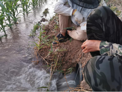 测定田间灌水流量